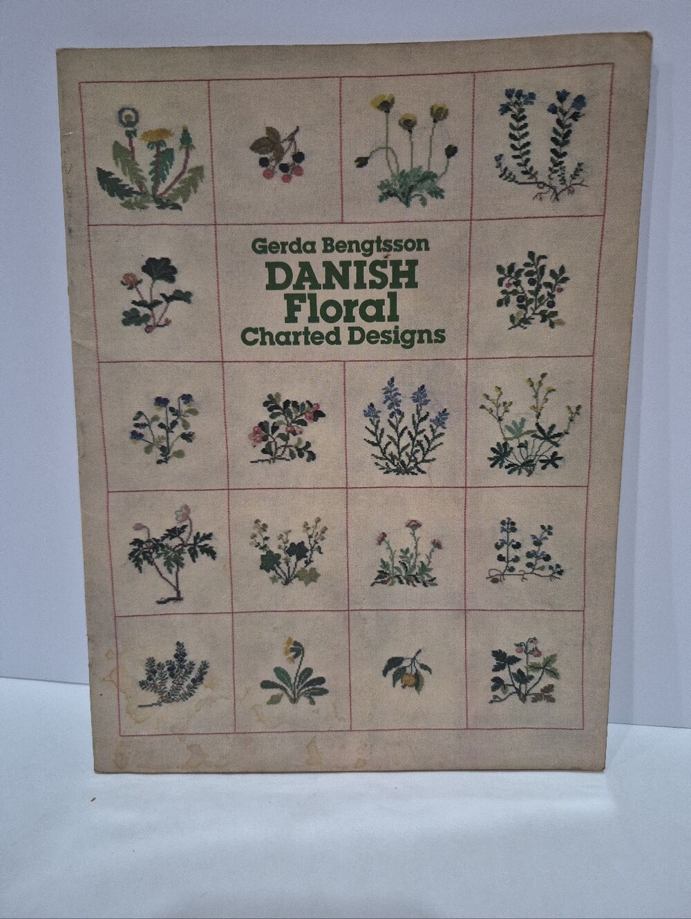 Vintage Needlework Embroidery Cross Stitch Danish Floral Patterns Booklet